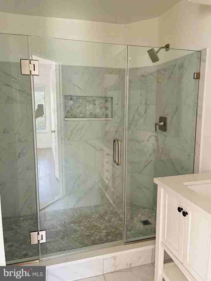 13613 Sir Thomas Way #1A22 - Photo 3 of 14