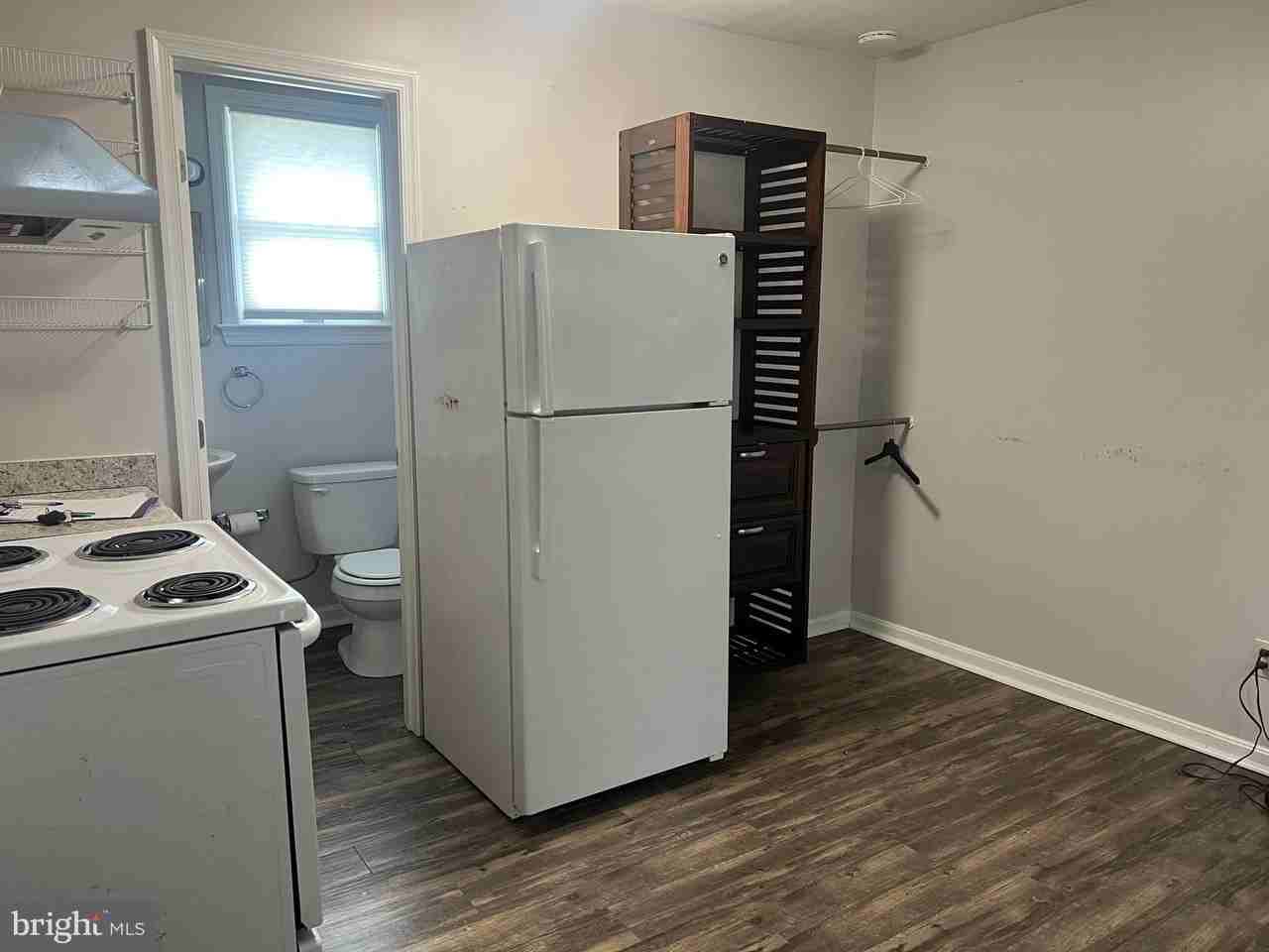 19960 National Pike Apt C - Photo 3 of 6