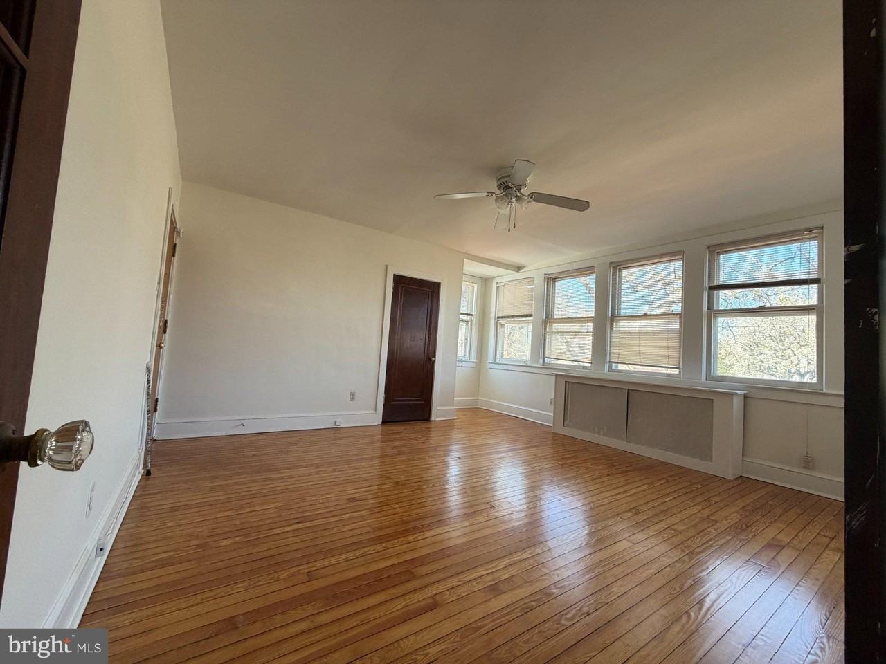 522 Main St #B - Photo 7 of 30