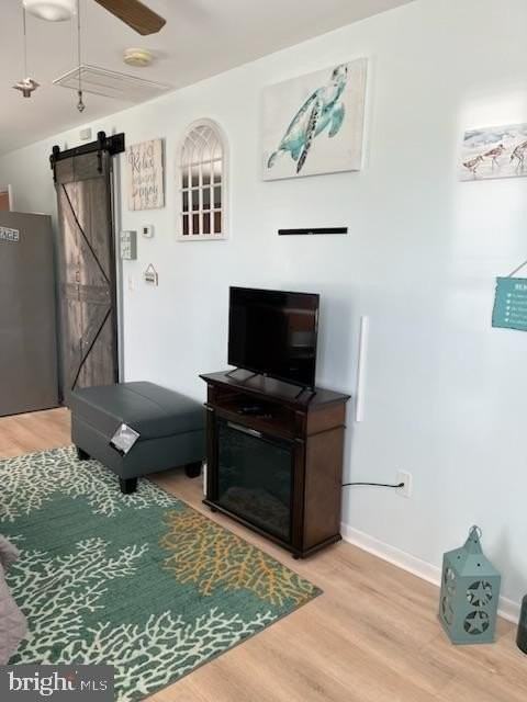 24 W Greenwood Ave - Photo 4 of 17