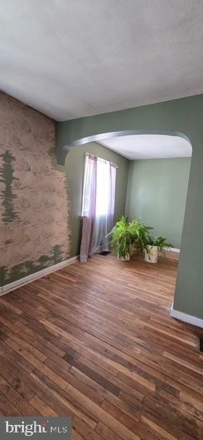 1272 Boiling Springs Rd - Photo 2 of 16