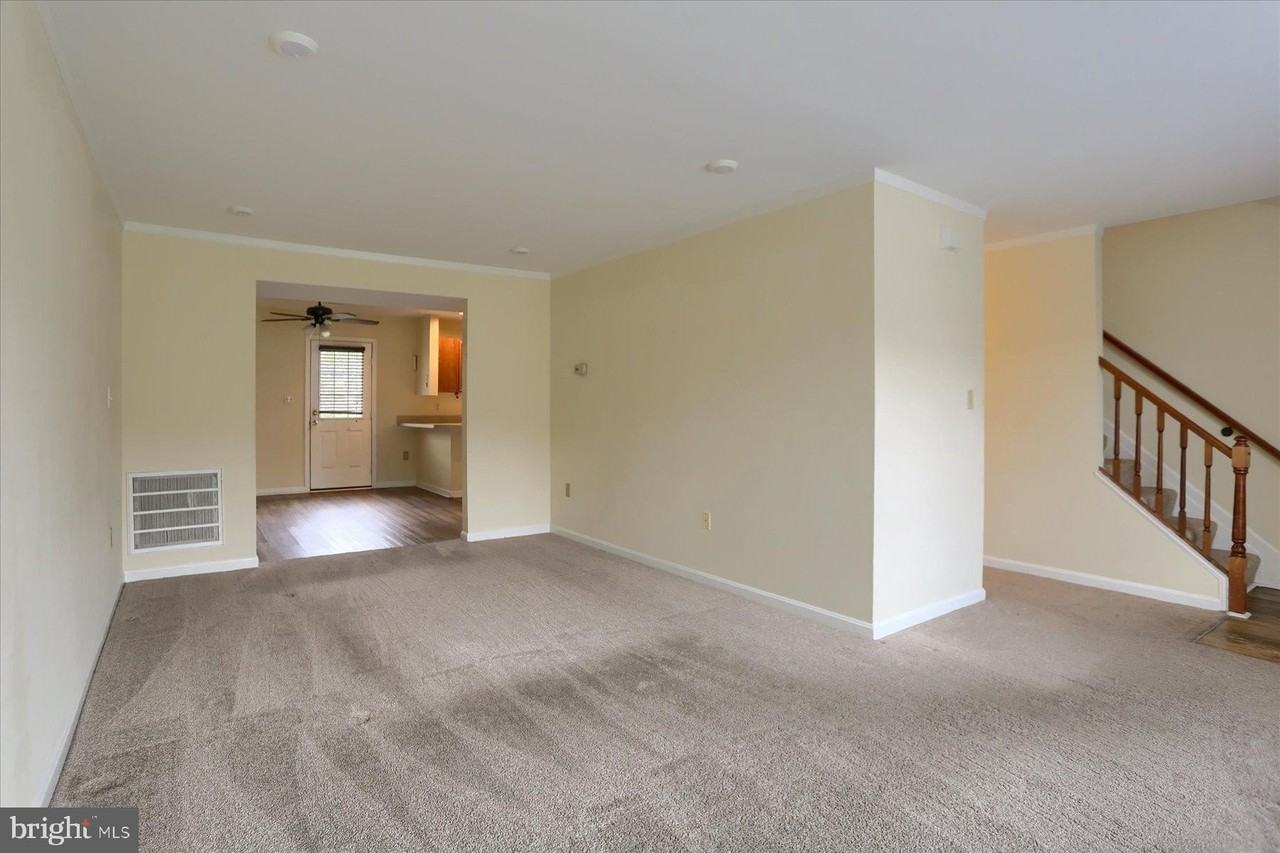 207 Saddle Ridge Dr - Photo 4 of 29