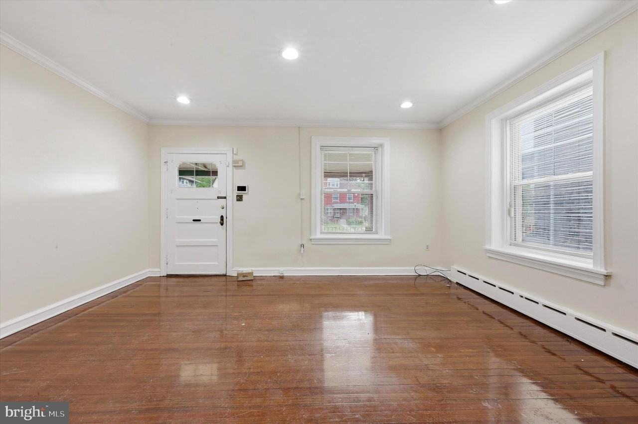 2044 N 63rd St - Photo 5 of 25