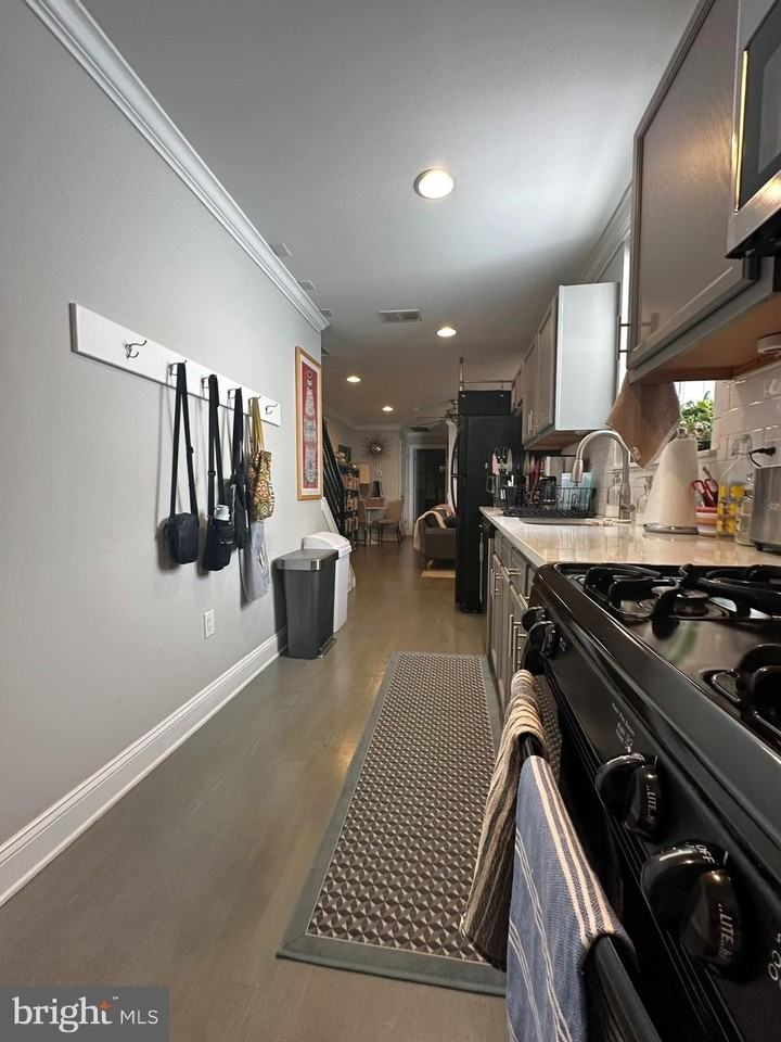 763 S 15th St #3 - Photo 3 of 13