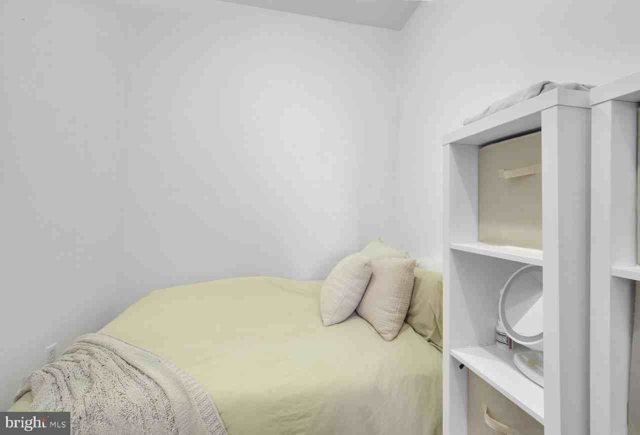 619 S 16th St #1F - Photo 6 of 15