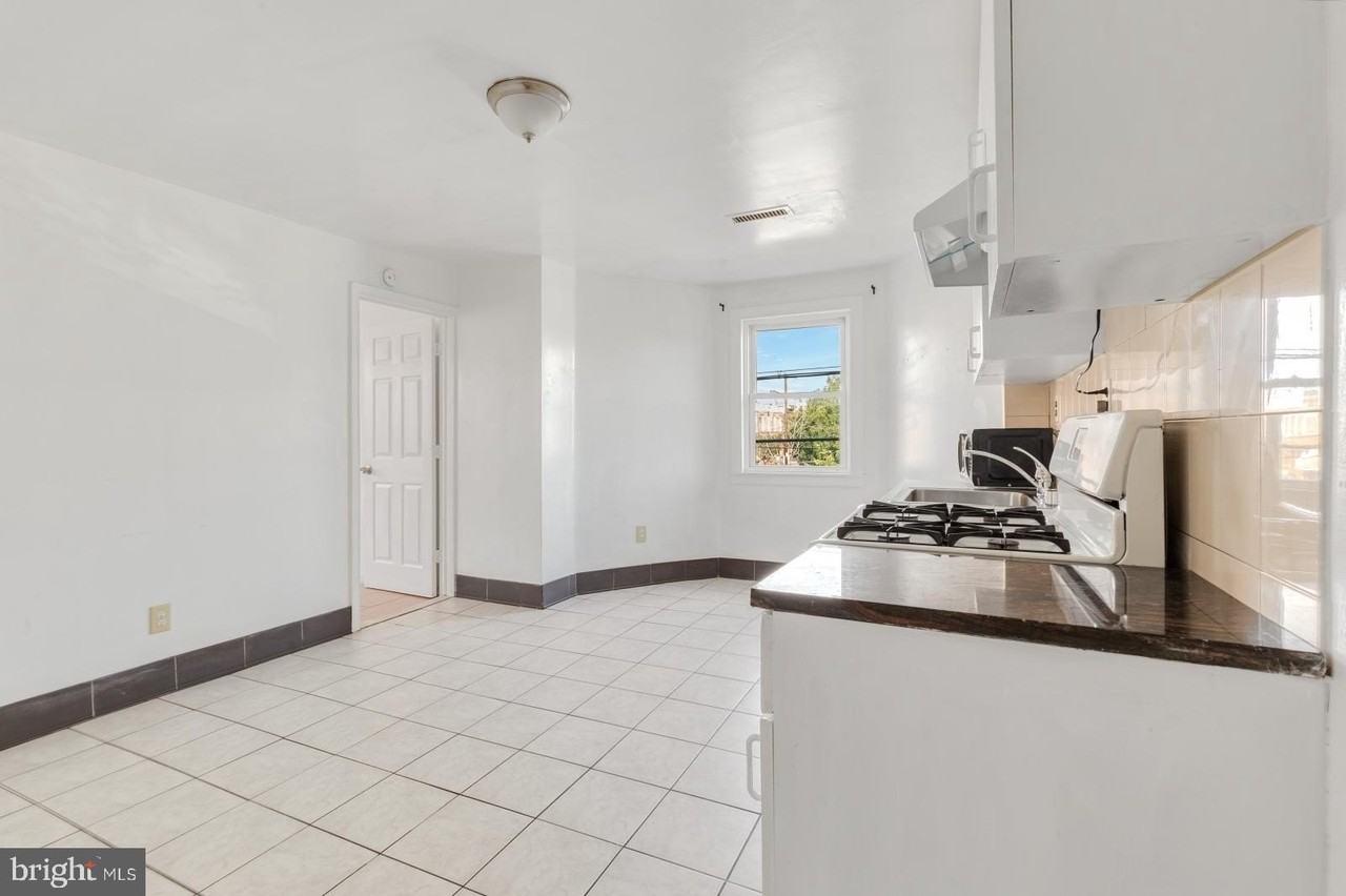 2301 S 16th St #2 - Photo 2 of 19