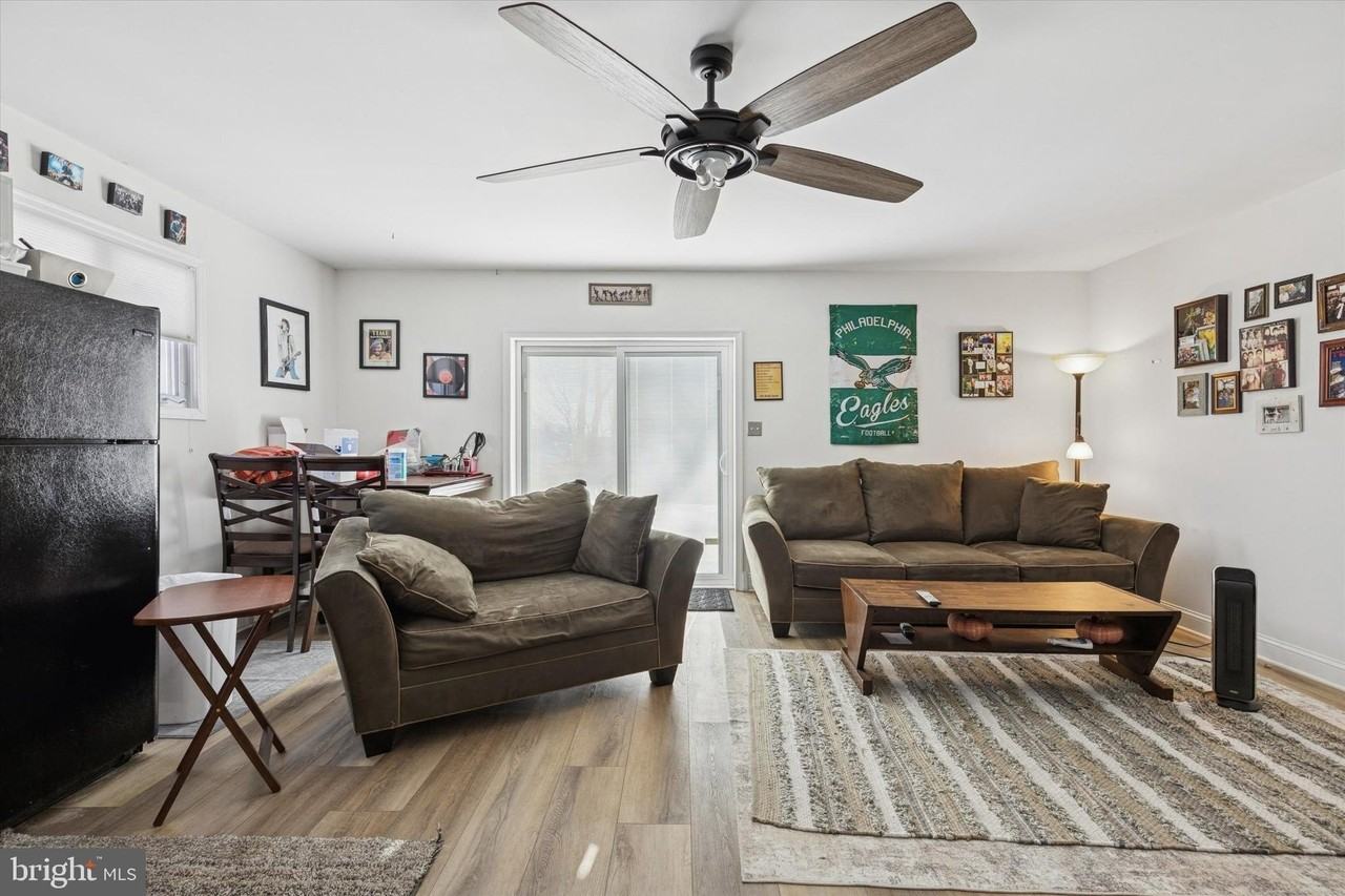 207 Delmar St #1 - Photo 3 of 9