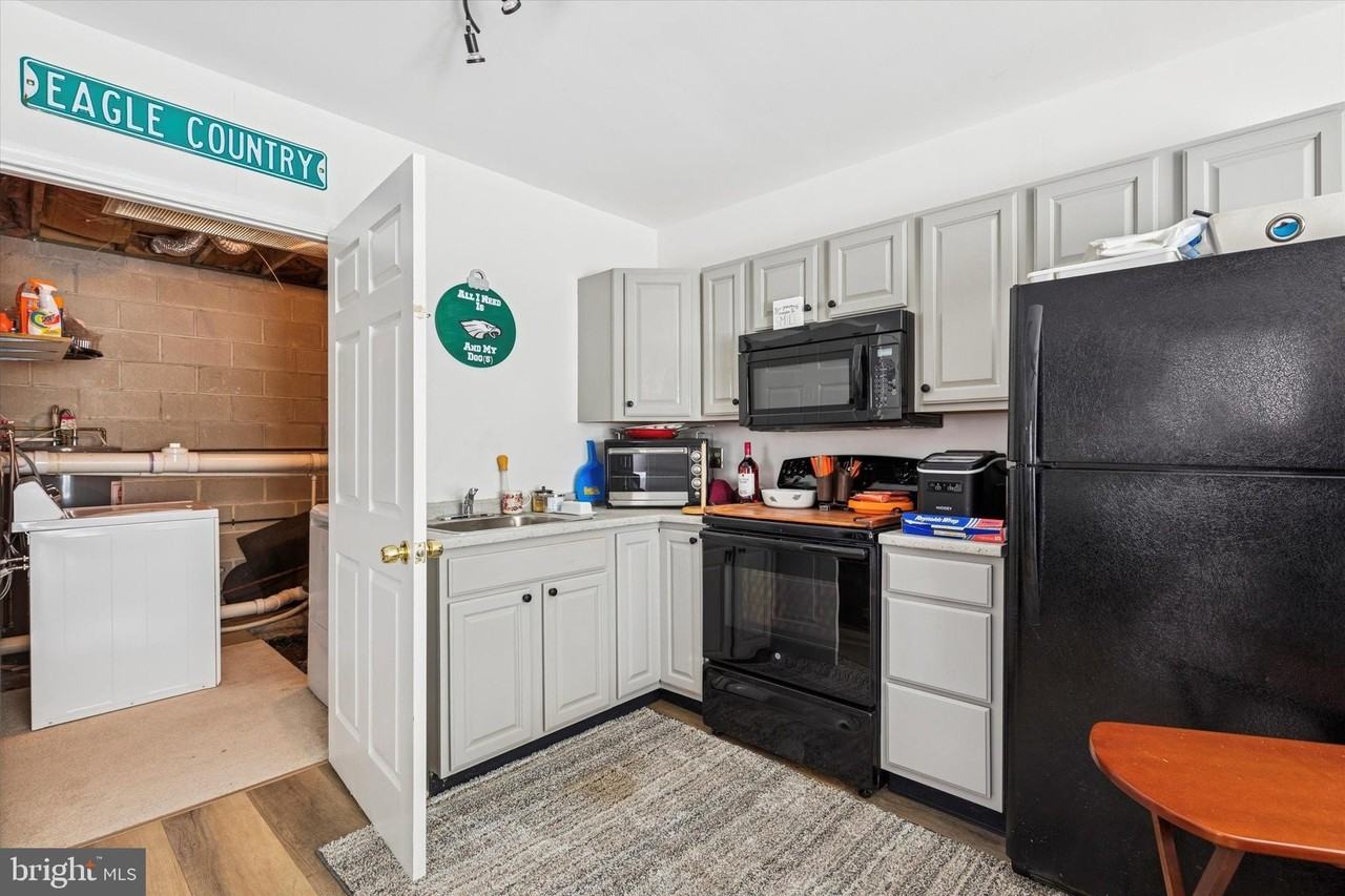 207 Delmar St #1 - Photo 5 of 9