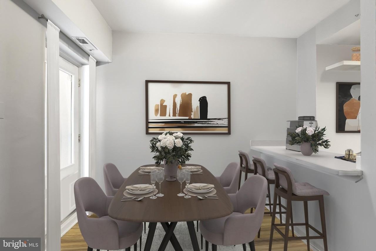 1830 Green St #3F - Photo 3 of 15