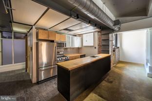 144 W Laurel St #103 - Photo 1 of 1