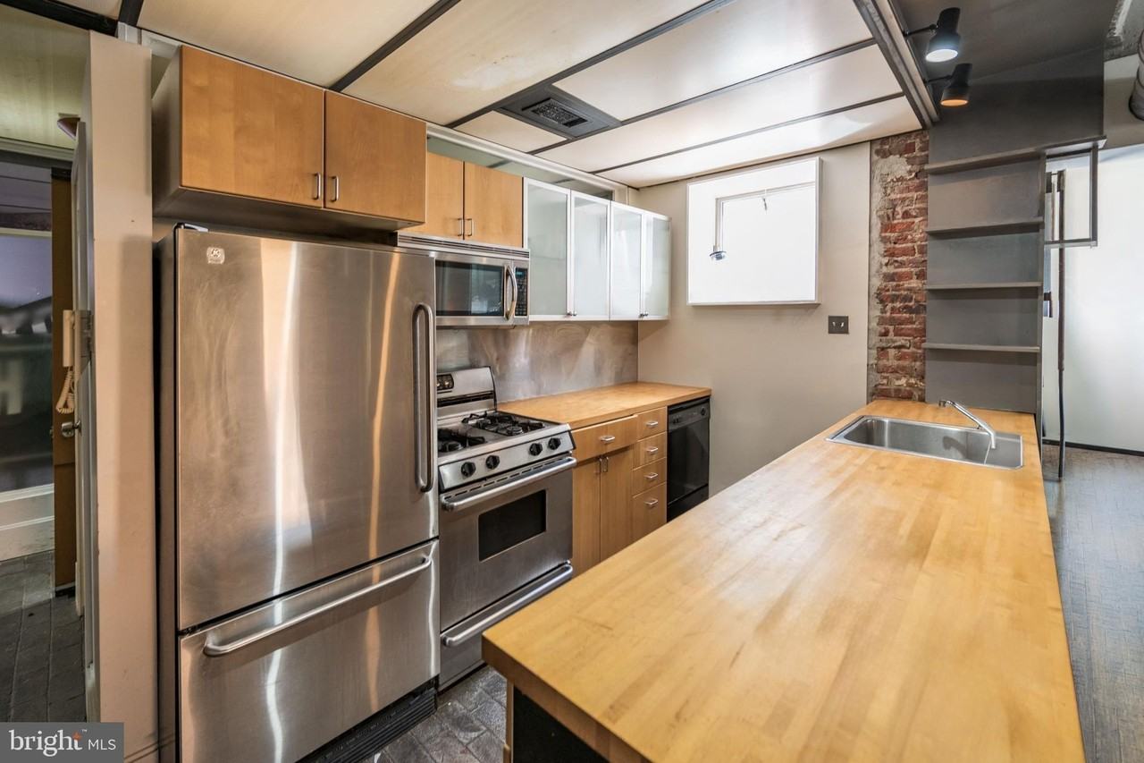 144 W Laurel St #103 - Photo 2 of 25