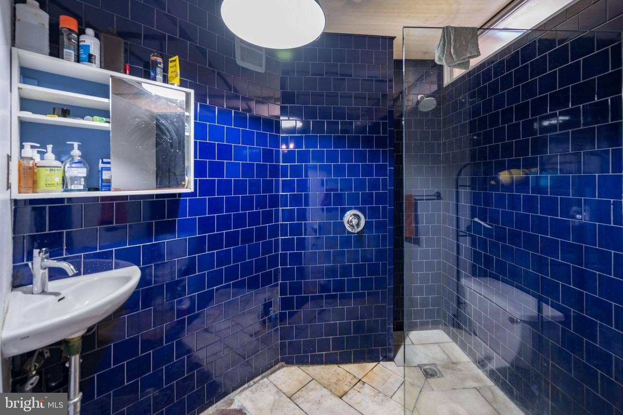 144 W Laurel St #103 - Photo 5 of 25