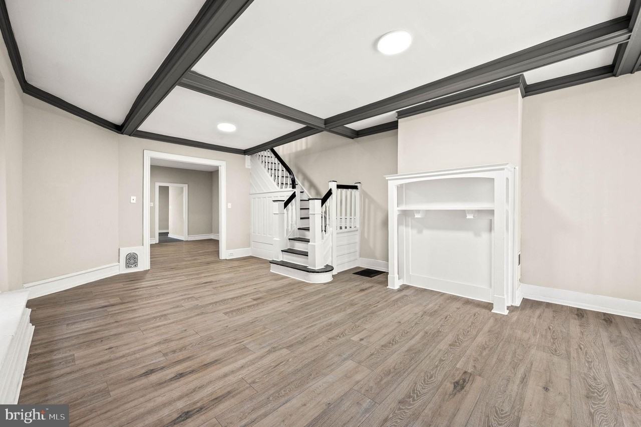 5011 Larchwood Ave - Photo 2 of 28