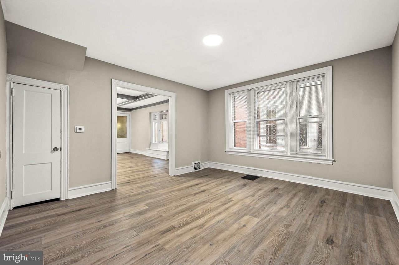 5011 Larchwood Ave - Photo 7 of 28