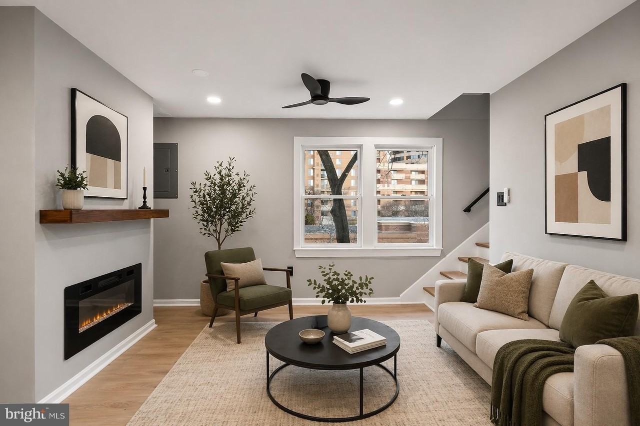 1527 N Colonial Ter #B - Photo 6 of 35