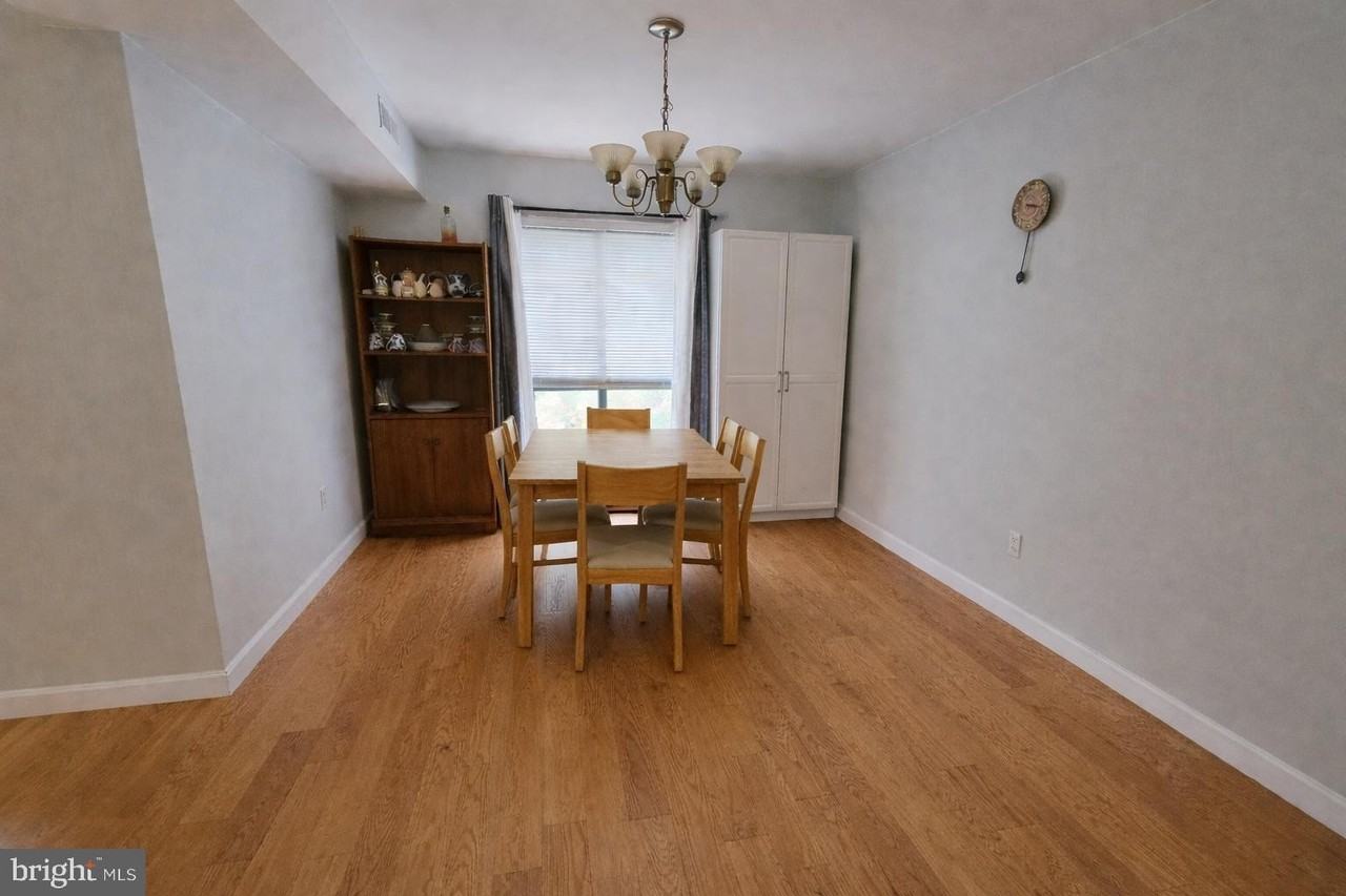 2010 Colts Neck Rd #2B - Photo 2 of 8