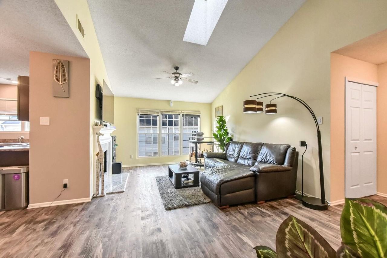 1107 Huntmaster Ter Ne #301 - Photo 2 of 15