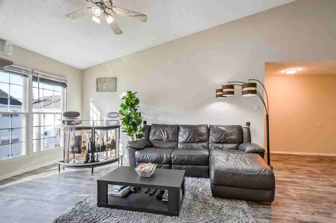 1107 Huntmaster Ter Ne #301 - Photo 3 of 15