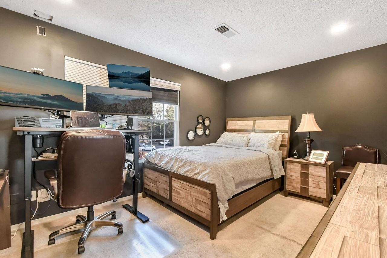 1107 Huntmaster Ter Ne #301 - Photo 4 of 15