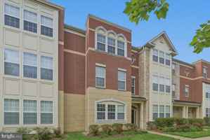 featured image of 19400 Susquehanna Sq