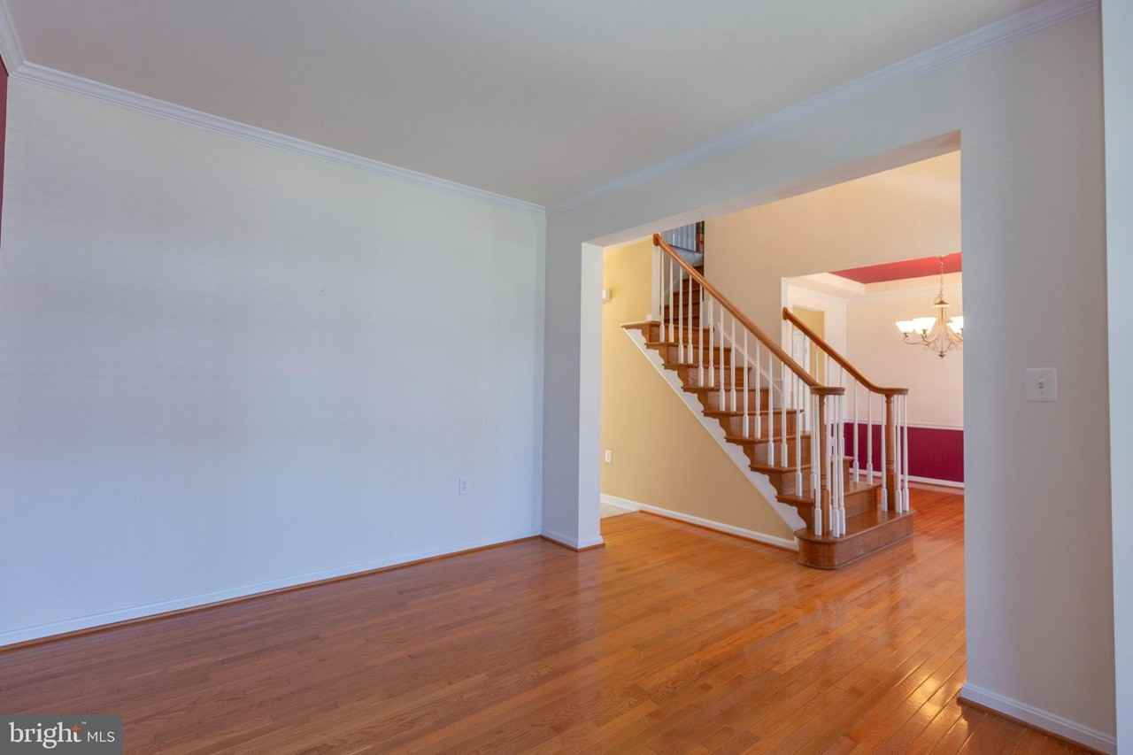 341 Bullskin St - Photo 3 of 41