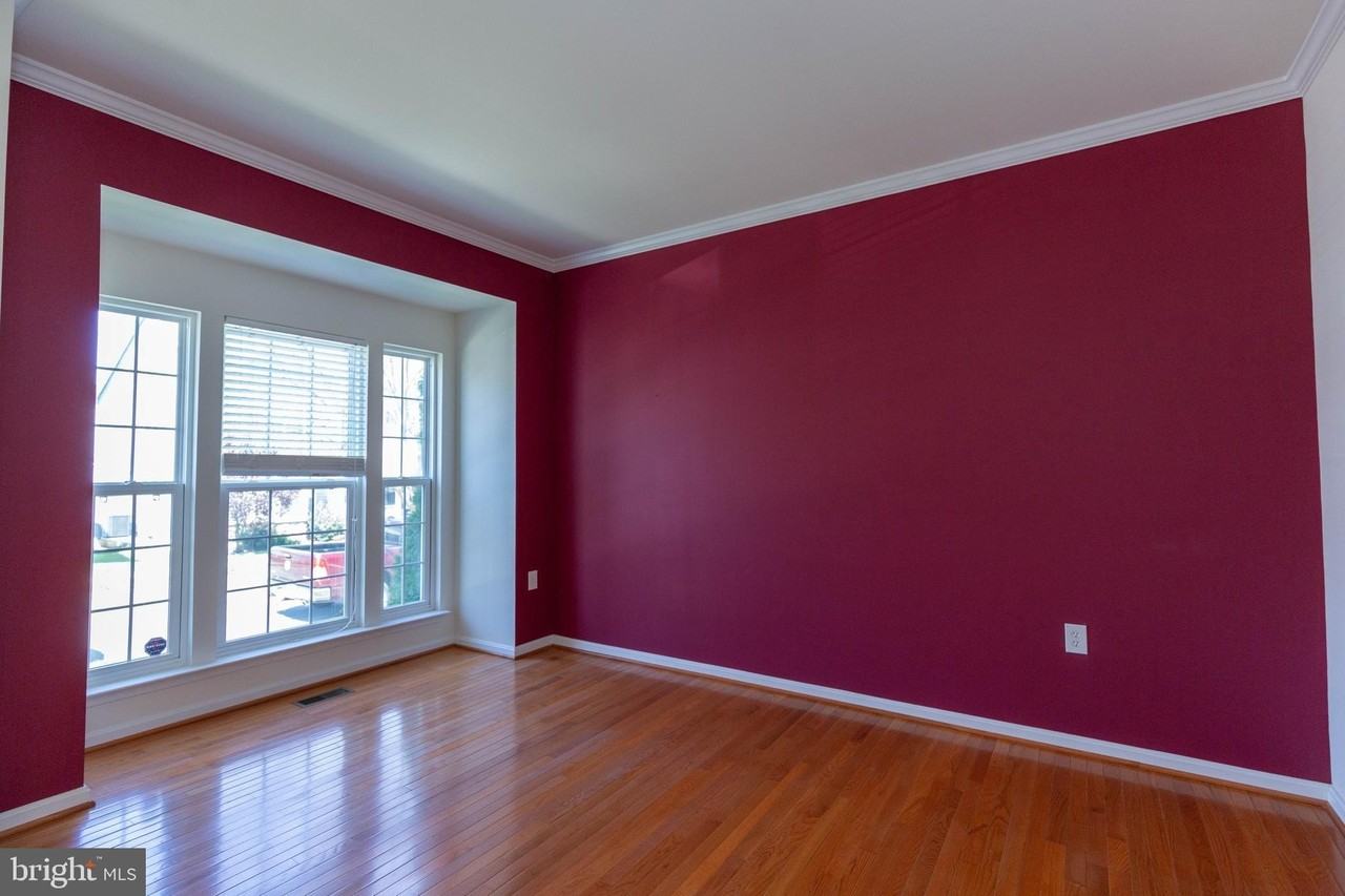 341 Bullskin St - Photo 5 of 41