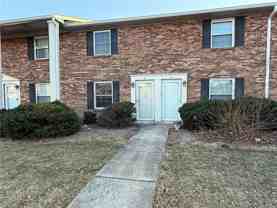 2350 Bay Meadows Ct #E - Photo 1 of 1