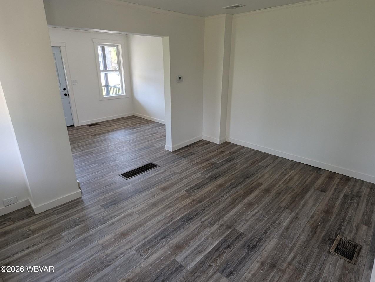 58 Penn St - Photo 4 of 18