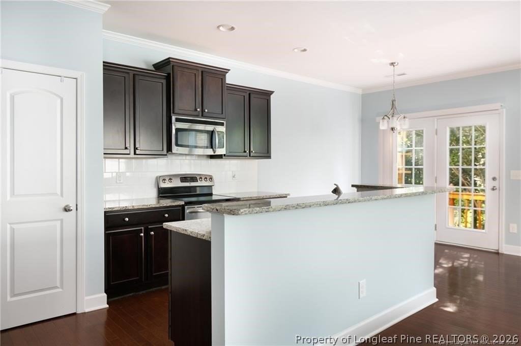 136 Pine Hawk Dr - Photo 4 of 13