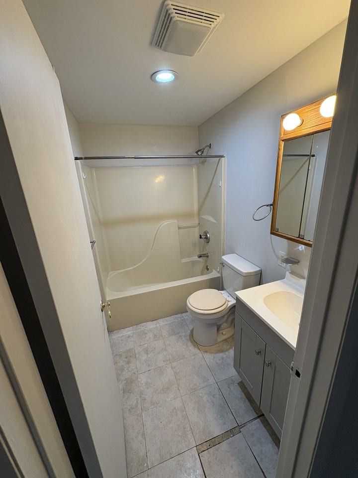 144 - 150 River Ave - 148 #148 - Photo 7 of 16