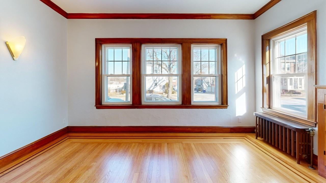 113 Saint Andrew Rd - Photo 2 of 23