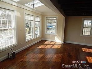 21 Sherman St - Photo 4 of 13