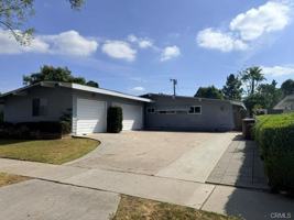 featured image of 1020 N Mountain View Pl