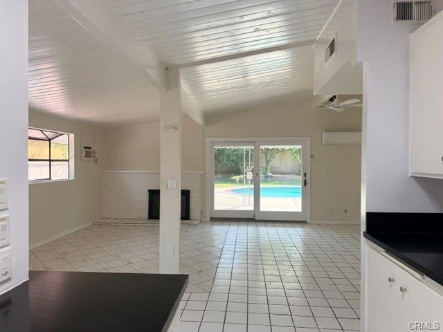 1020 N Mountain View Pl - Photo 6 of 20