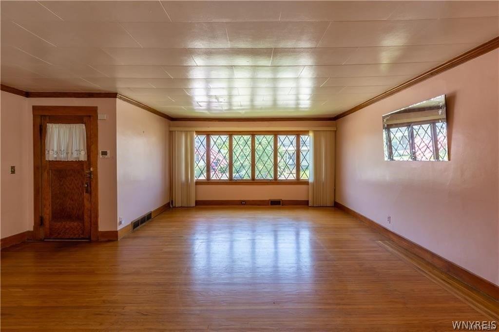 237 N Park Ave - Photo 2 of 19