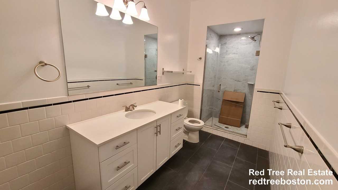 127 Saint Botolph St #1 - Photo 4 of 24