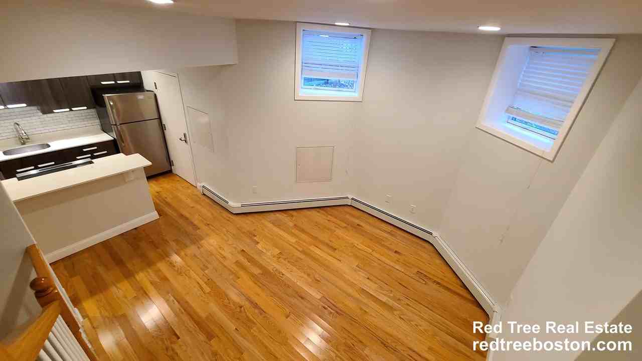 127 Saint Botolph St #1 - Photo 7 of 24