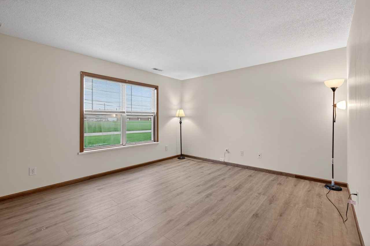 506 Seagraves Ave #506 - Photo 2 of 31