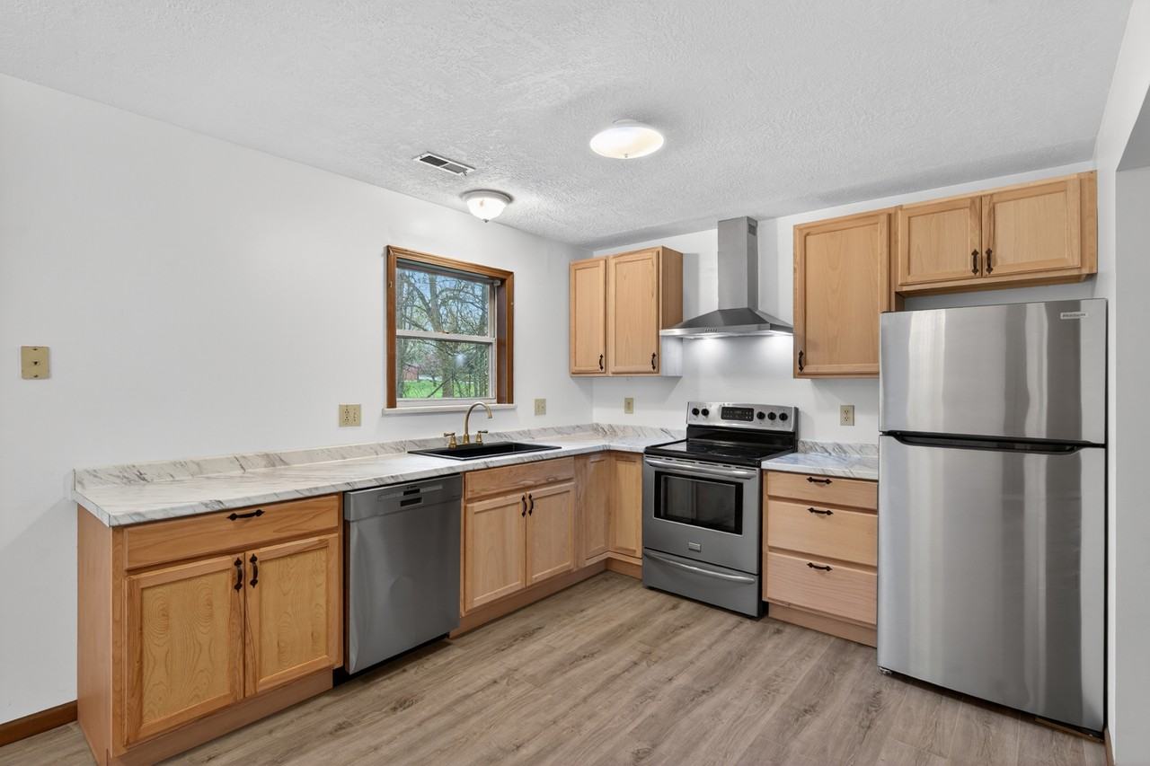 506 Seagraves Ave #506 - Photo 7 of 31