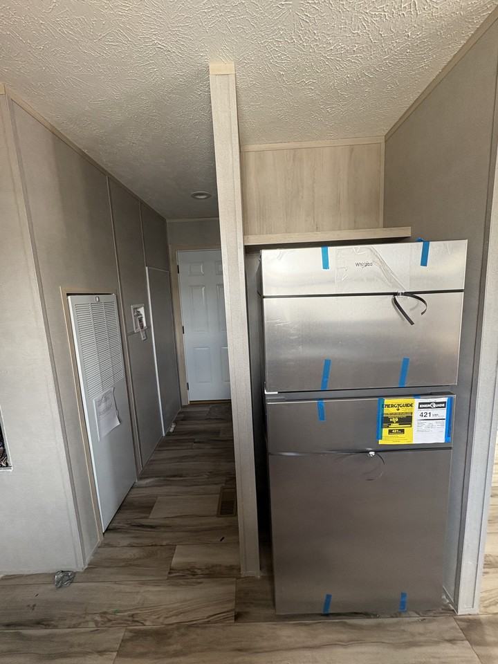 507 Mercedes St #1 - Photo 4 of 14