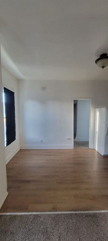 434 - 502 W Main St - Photo 6 of 30