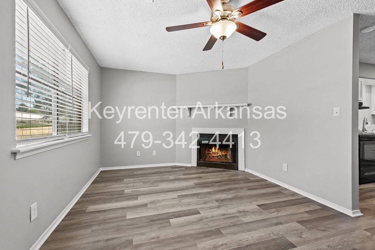 4451 W Acoma St - Photo 7 of 39