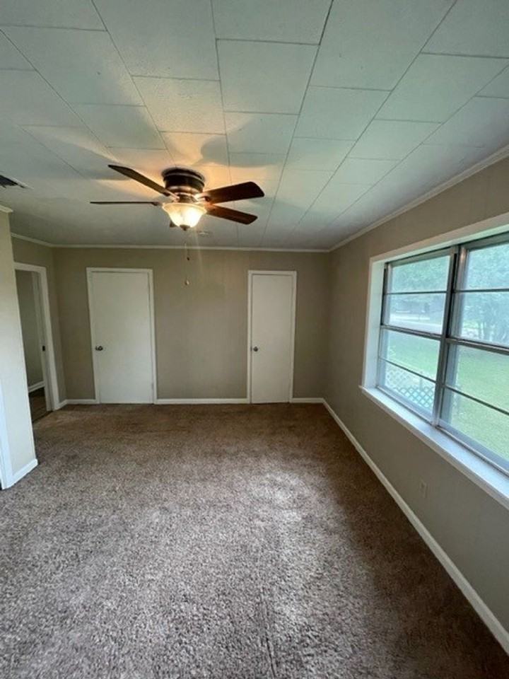 127 Allister Rd - Photo 5 of 16