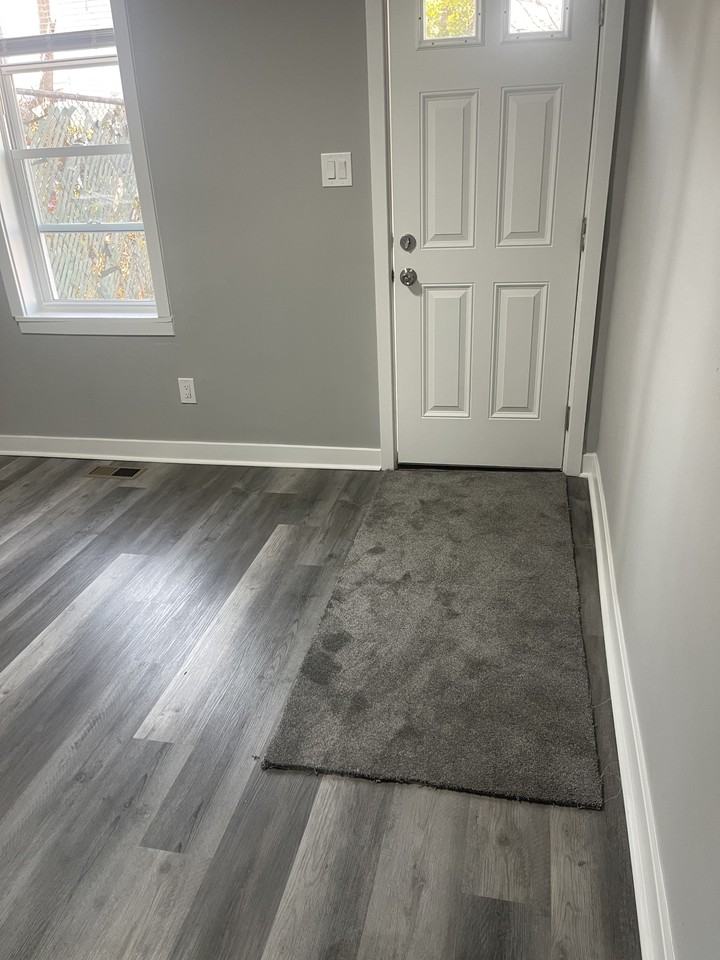 535 Moya St #1 - Photo 3 of 15