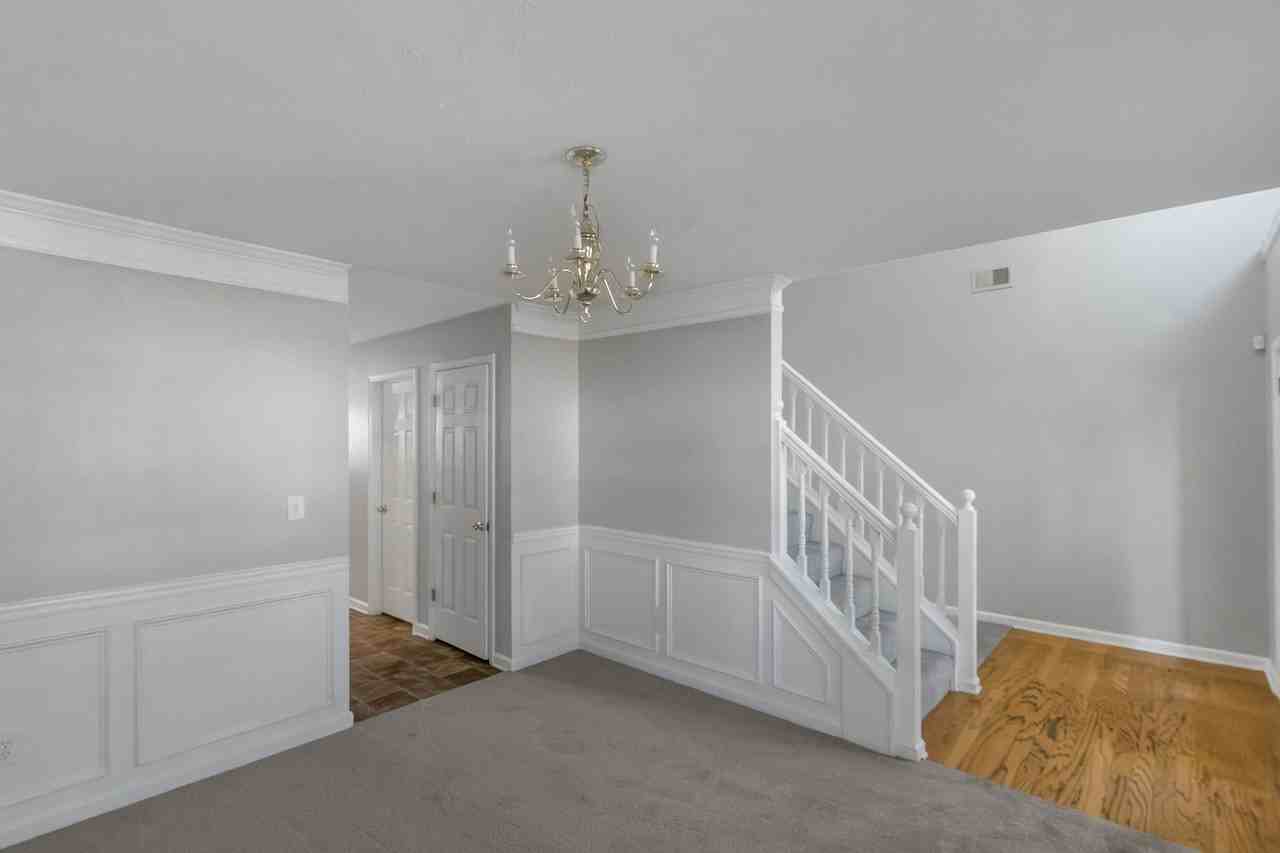 240 Dairyland Dr - Photo 7 of 29