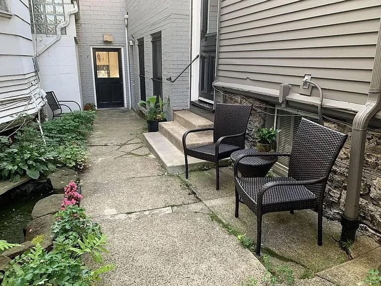 485 Elmwood Avenue #5 - Photo 6 of 10