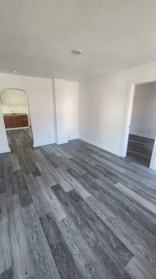 204 Townsend St #3 - Photo 6 of 7