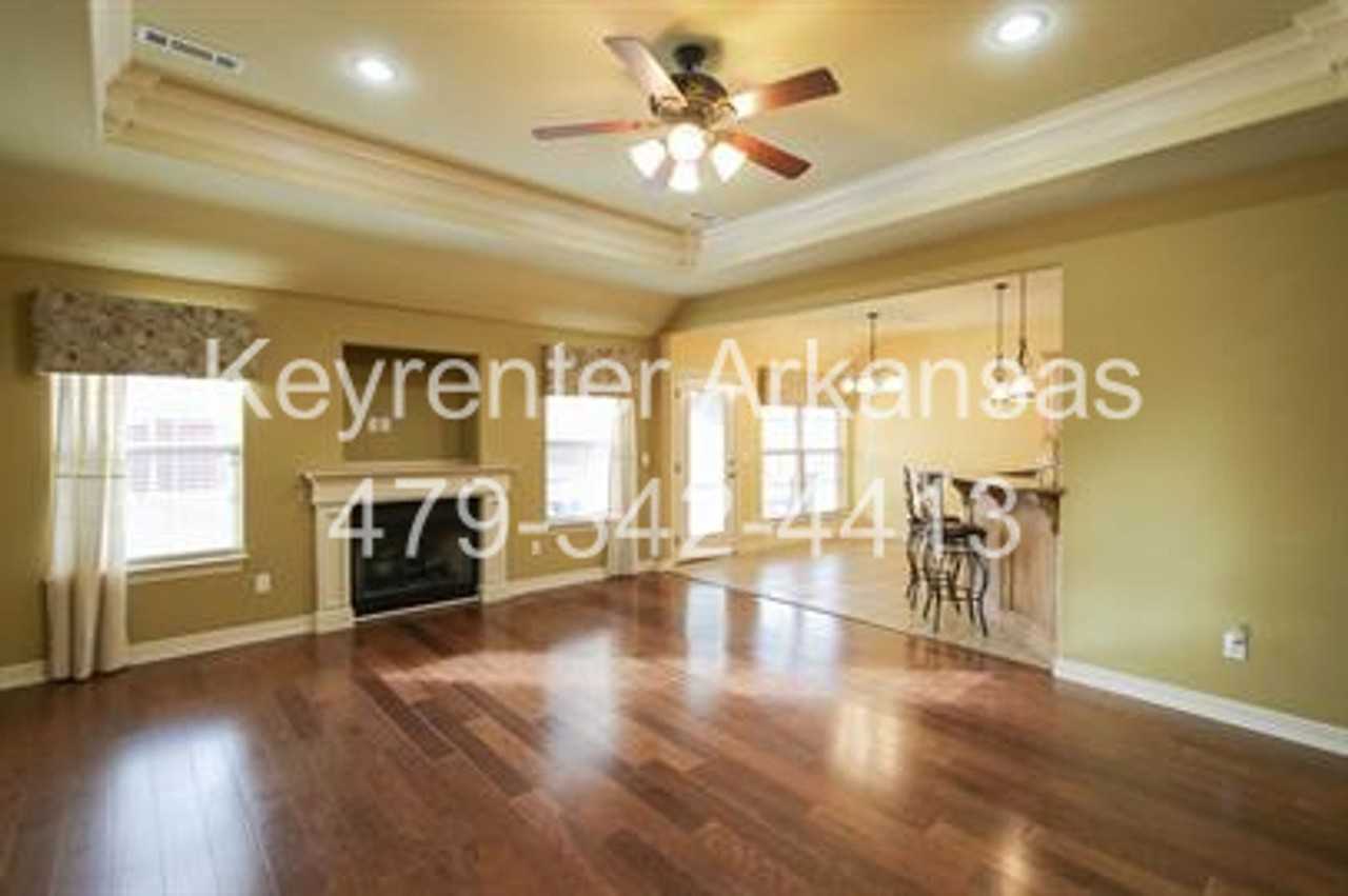 3200 Sw Calm Ridge Rd - Photo 2 of 23