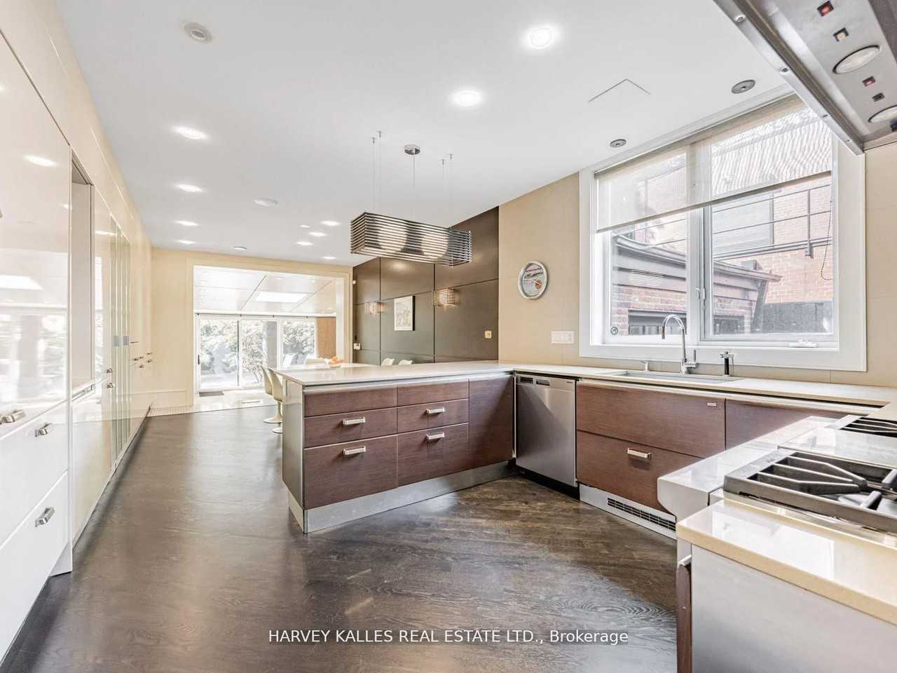 80 Hazelton Avenue - Photo 16