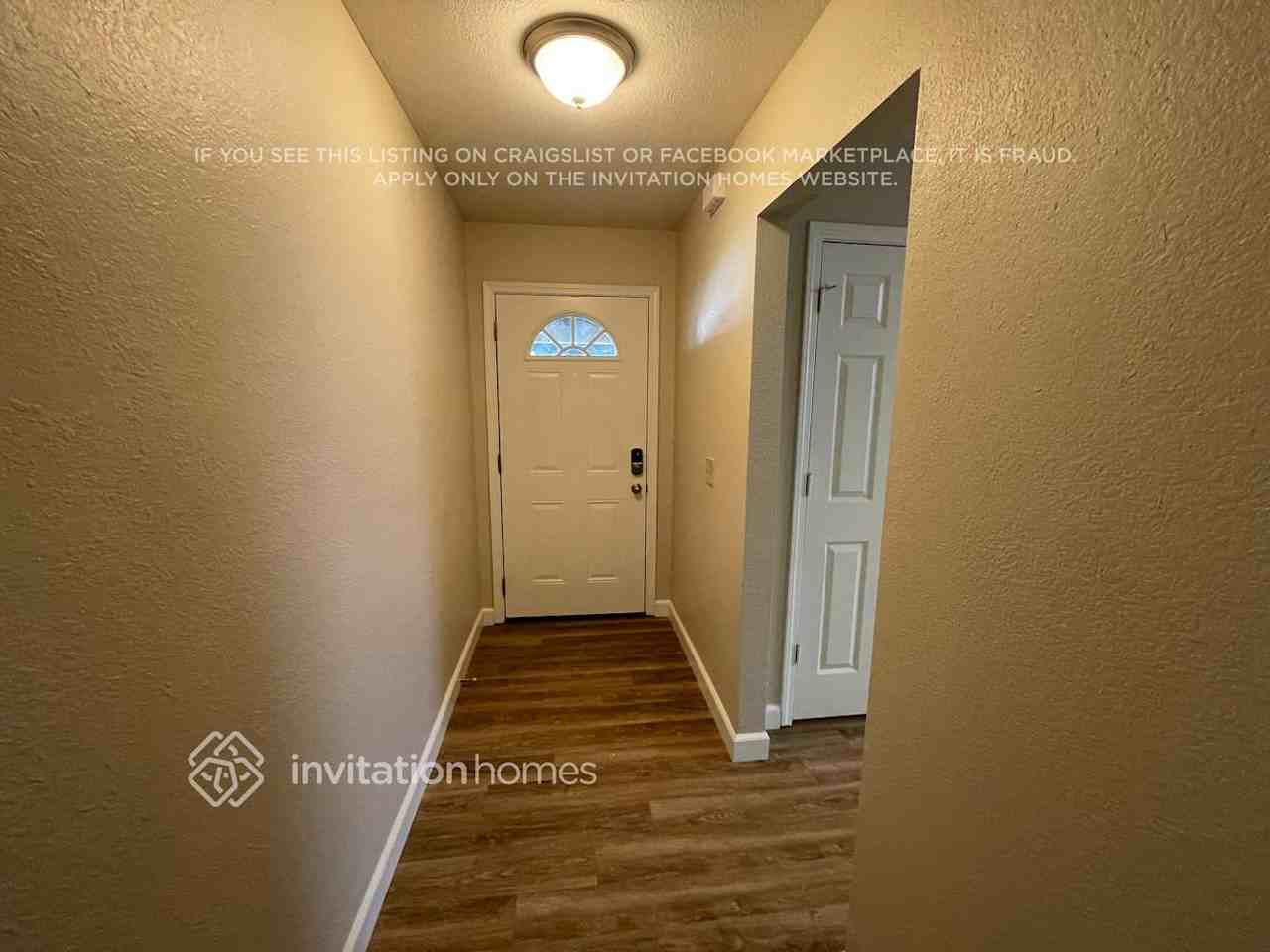 267 Bowline Dr - Photo 2 of 11